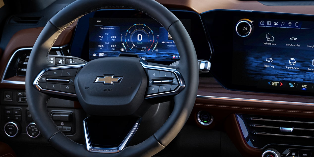 View of the Steering Wheel, Infotainment Touch screen and DIC in the 2025 Chevrolet Tahoe SUV