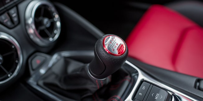 Close up of the Manual Gear Shifter of the Camaro SS